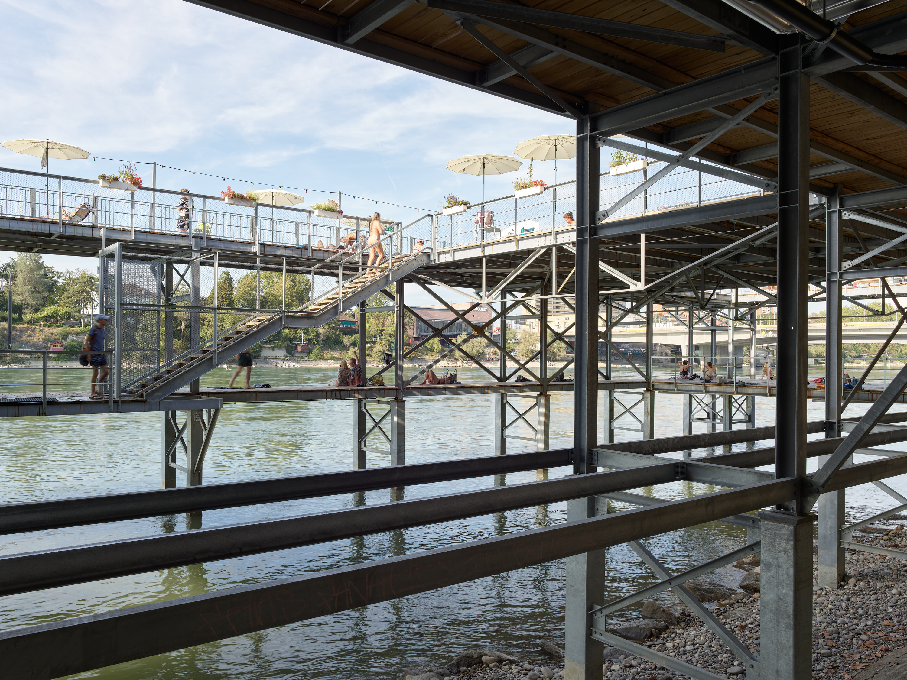 Ahp0095 AIQ4 019383 J3